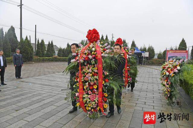 学党史祭英烈！盐城市委书记戴源以普通党员身份参加祭扫活动休闲区蓝鸢梦想 - Www.slyday.coM