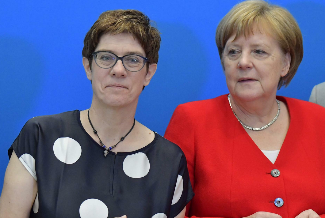 �·������ױ�����¹�����Ĭ�˶�&nbsp; ͼԴ���罻ƽ̨