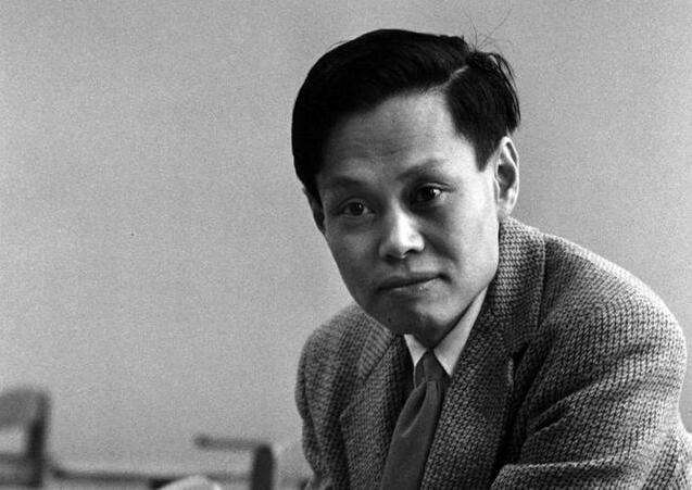 杨振宁在1957年的诺奖晚宴上说了些什么