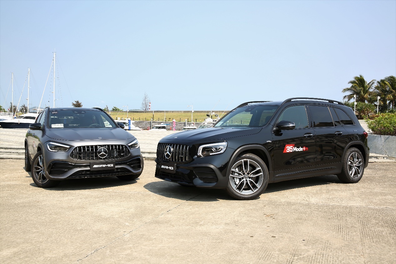 多十万元的价值试驾奔驰新amggla35与amgglb35