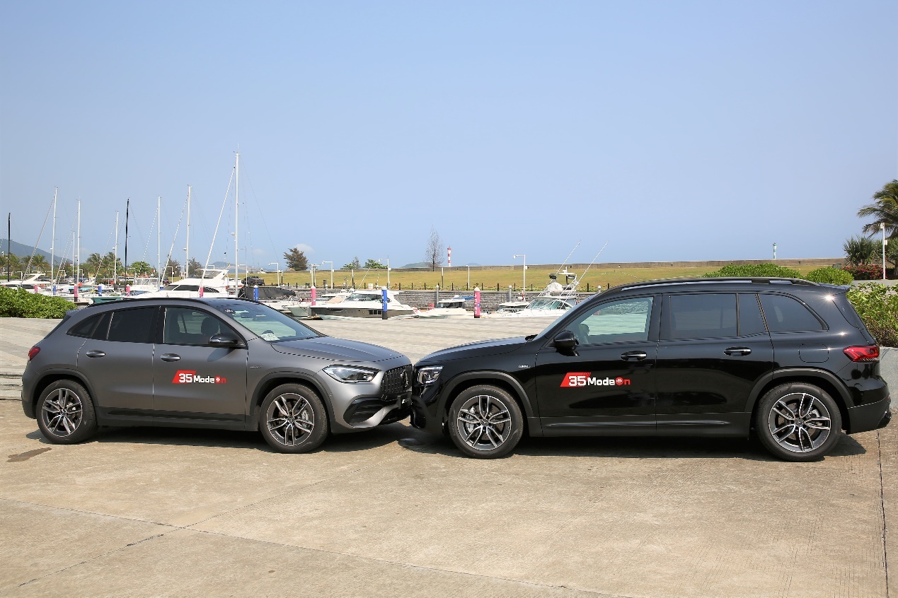 为了进一步展现其独特的身份,在整体外观细节上gla35和glb35都进行了