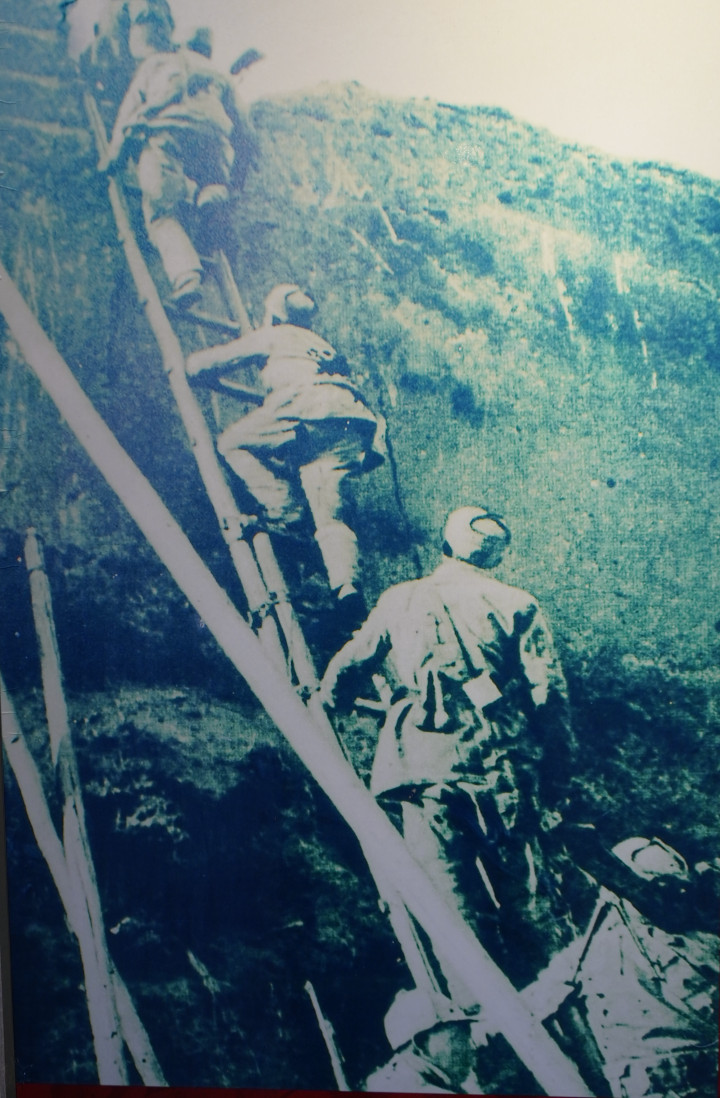 正文  "抗日救国军第五军成立之初,部队兵少枪乏,却能屡出奇计,连战连