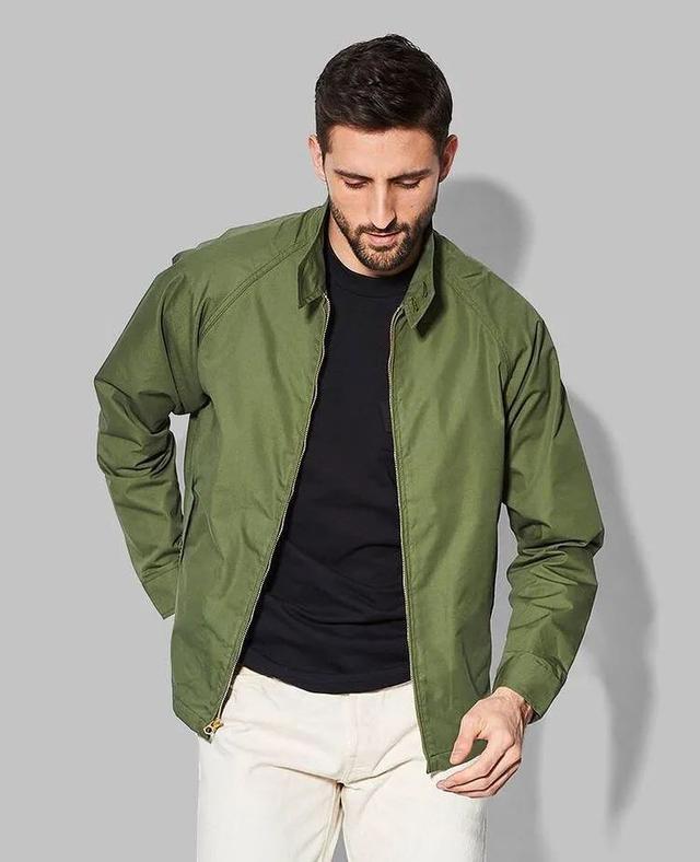 jpviahbx所以可以看到 ma-1 及其他尼龙风衣搭配一些精致点的羊毛西裤