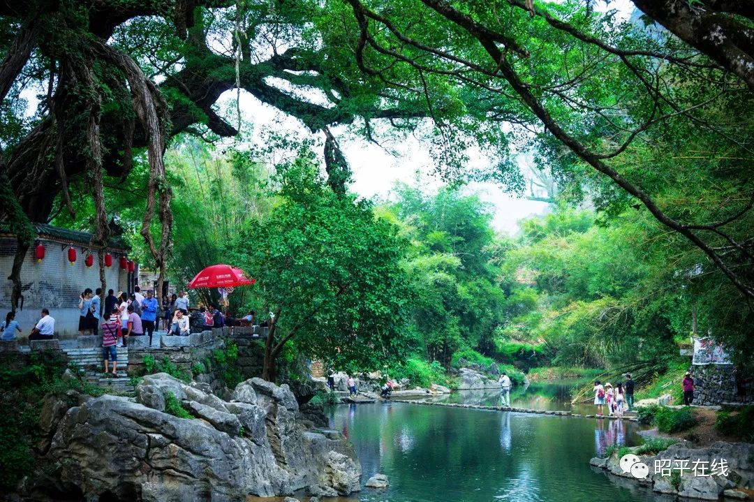 昭平发出黄姚古镇创建国家5a级旅游景区倡议书