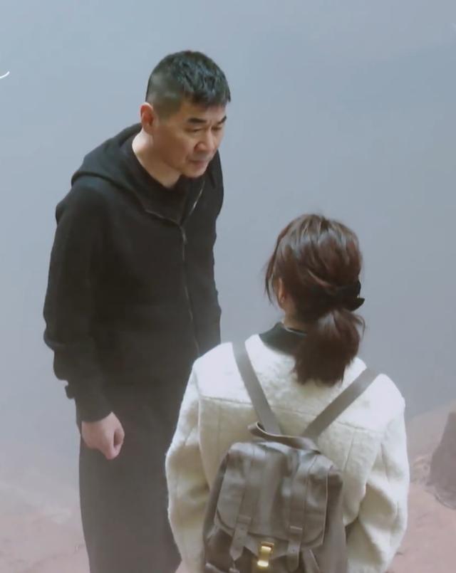 不要假模假式了！15年婚龄全凭演技，妻子的浪漫旅行告诉你真相休闲区蓝鸢梦想 - Www.slyday.coM