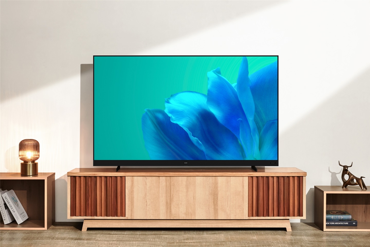 it之家了解到,新一代华为智慧屏 v 2021 款系列还具备德国莱茵低蓝光