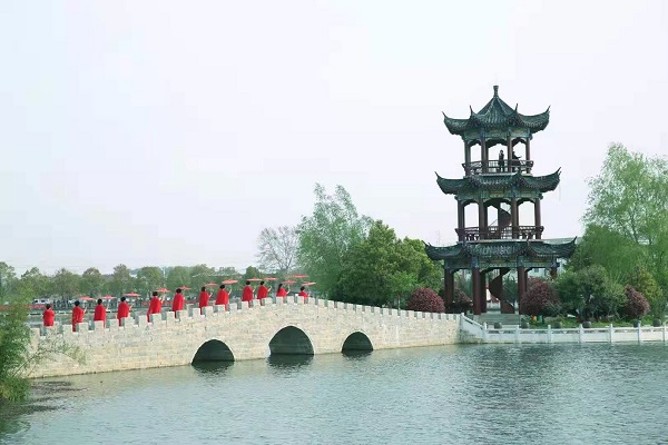 河南信阳市潢川县连岗村:绿色扮靓家园 红色引领未来