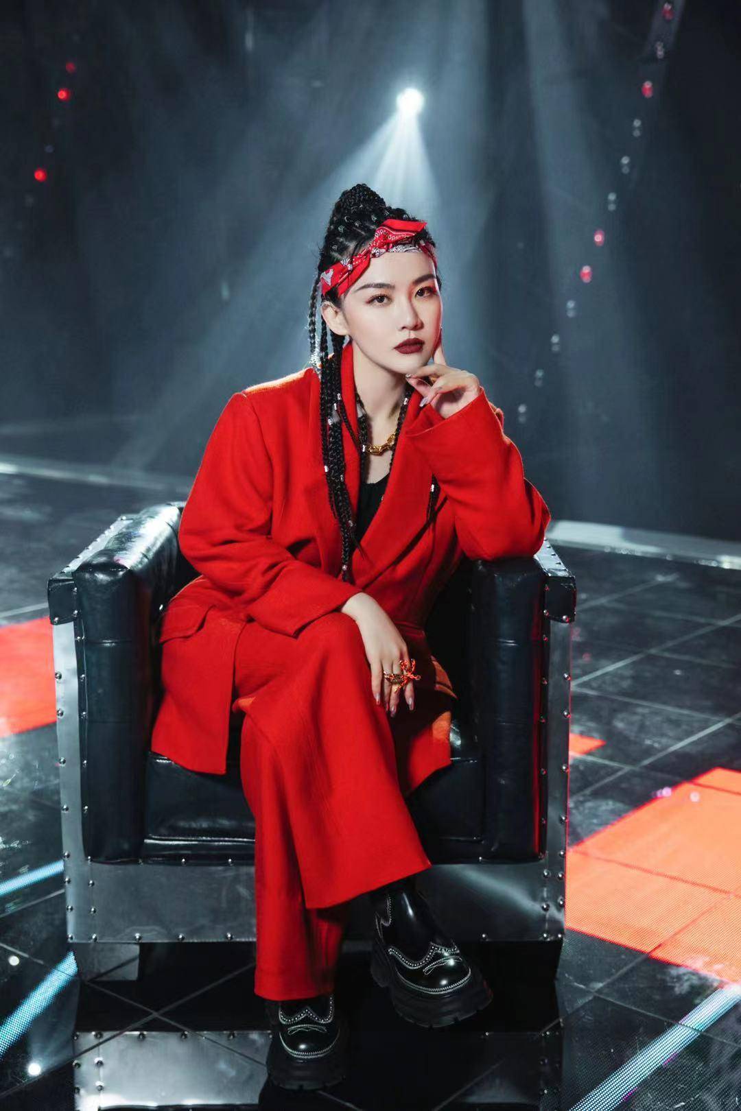 南京"姐姐"陈梓童:没有人不想翻红,不担心"没存在感"