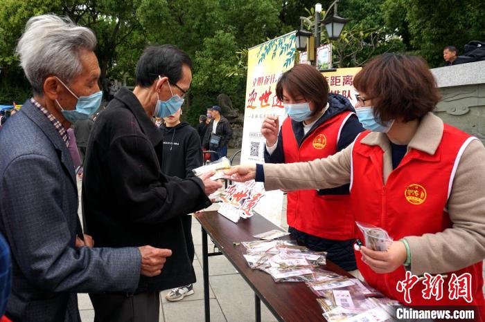 疫情下缕缕茶香出海 福建茶企探“新路”