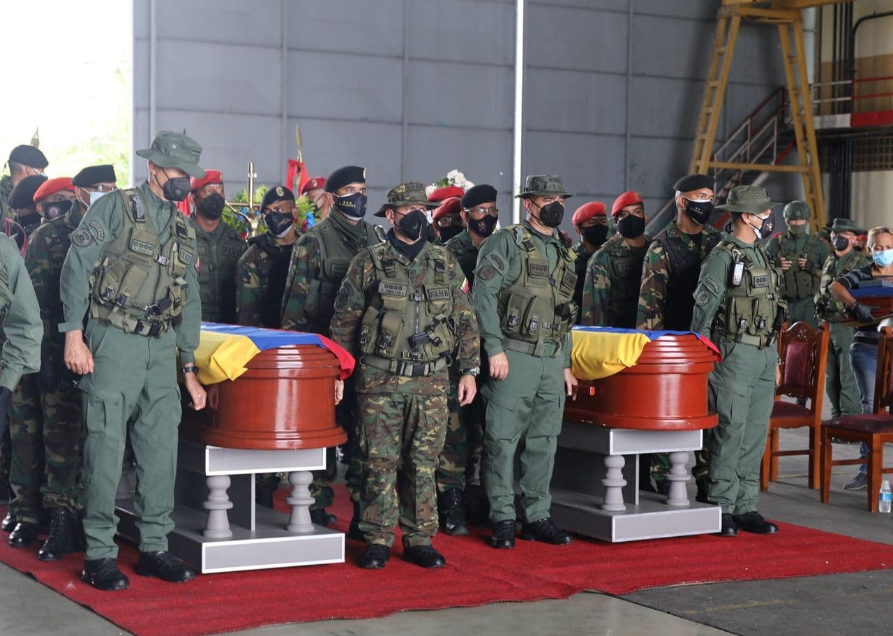 委内瑞拉国防部公布的军人葬礼照片