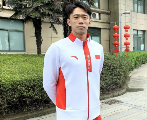 长兴运动员杨一鸣入选国家男子排球队