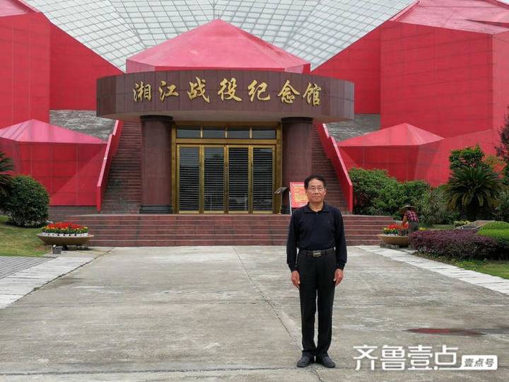 青未了丨诗歌:爷爷,您在哪里——一个烈士后人的呼唤|烈士|后人|红军