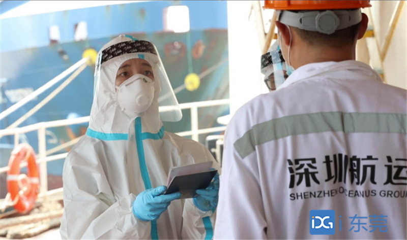 东莞边检警花王盈力,在《乘风破浪的姐姐》节目上火了