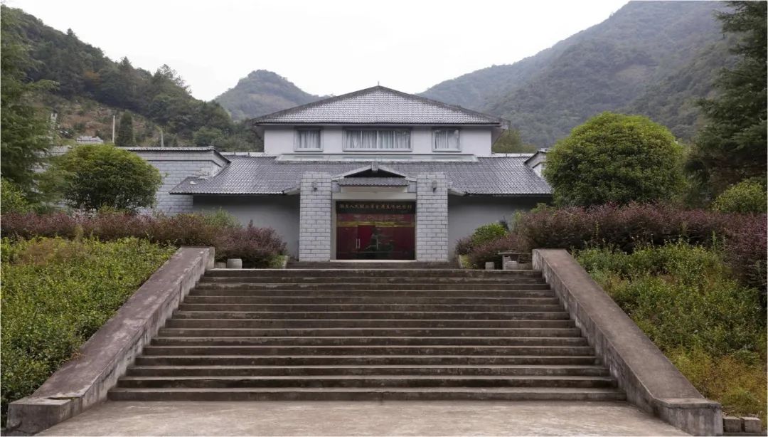 金萧支队纪念馆,新民乡抗日民主政府旧址等红色景点悄然静立,诉说着