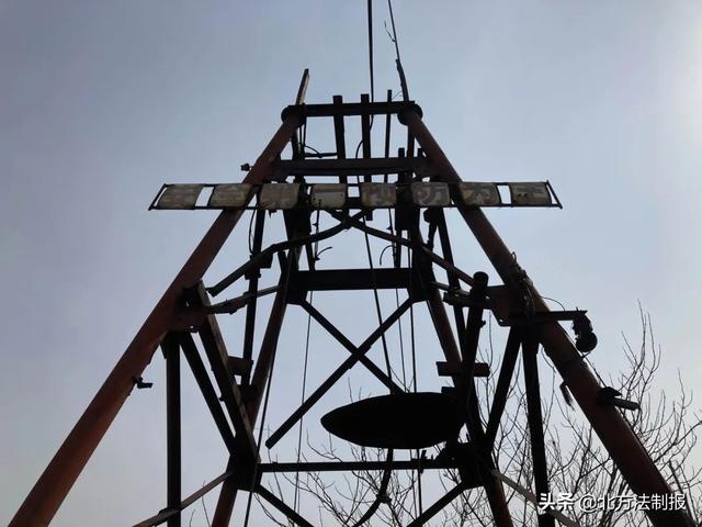 玉石洼铁矿位于武安市矿山镇北尖山村南,曾在矿上做过工的老人还能