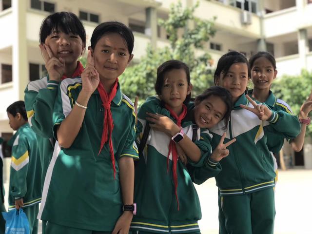 13岁双胞胎离世警醒父母：孩子的心理健康，远比学习成绩更重要休闲区蓝鸢梦想 - Www.slyday.coM