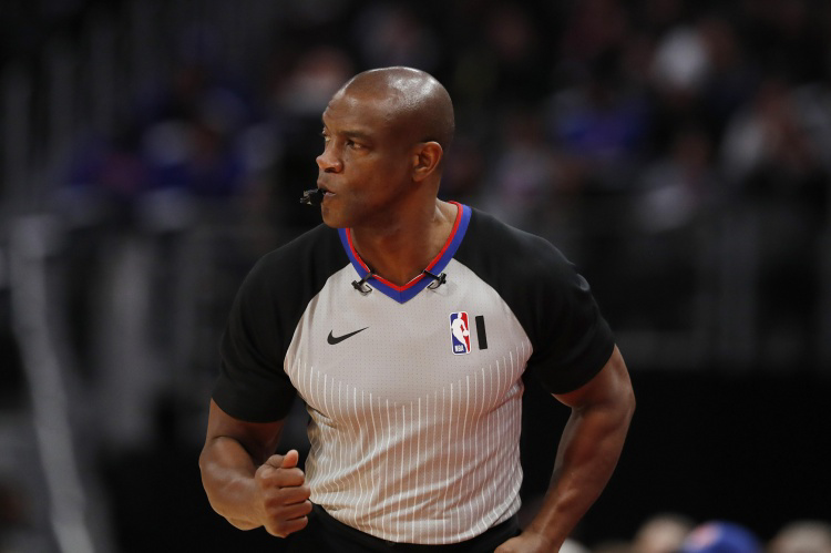 官方nba裁判托尼布朗确诊胰腺癌将不会吹罚赛季剩余比赛