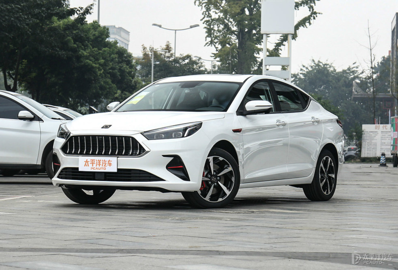 思皓a5旗舰智尊型车型上市 售价14.58万元