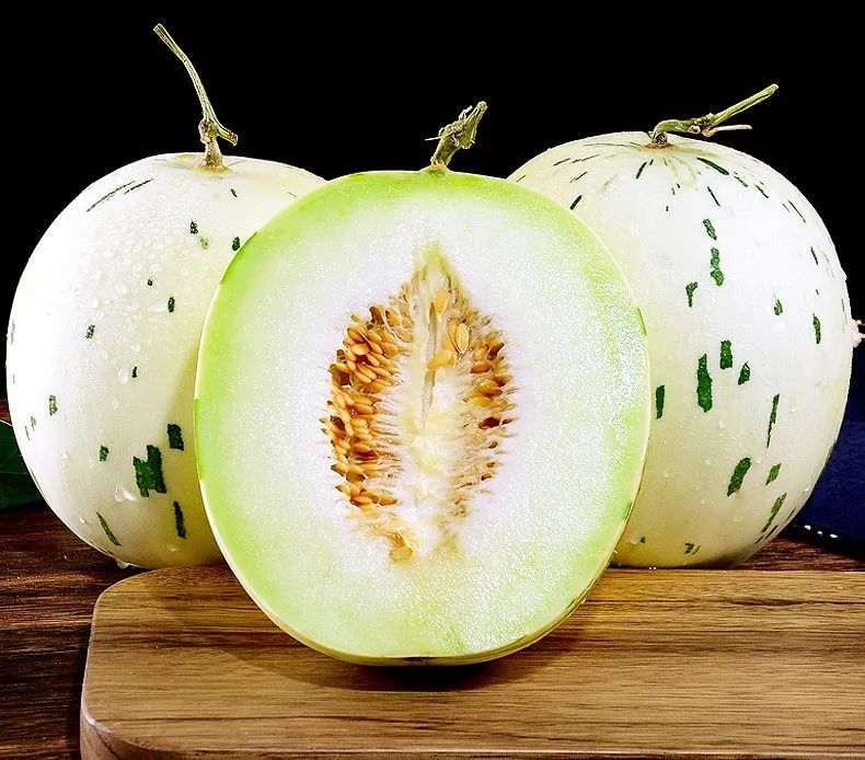 超软!超甜!超薄!让国人以亲民的价格,吃到了高端的蜜瓜!