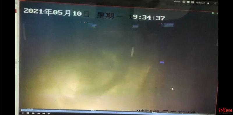 成都一小区电瓶车电梯内爆燃：多人受伤包括一婴儿，有伤者现休克症状休闲区蓝鸢梦想 - Www.slyday.coM