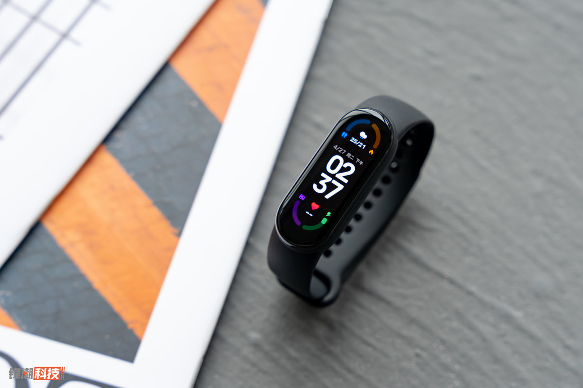 从三个点到全面屏小米手环历代机型回顾