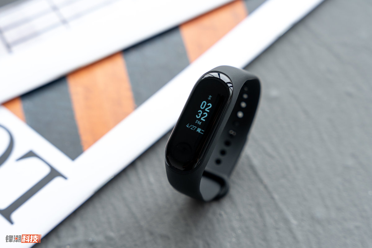 从三个点到全面屏小米手环历代机型回顾