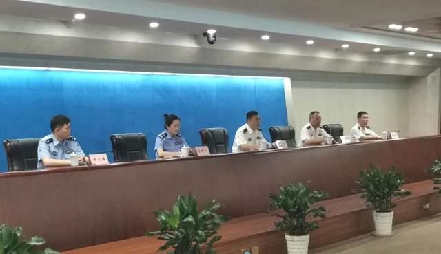 人口失踪案_案件回顾:焚烧过两次的尸体,井中腐烂的尸体,引出背后雇凶杀人