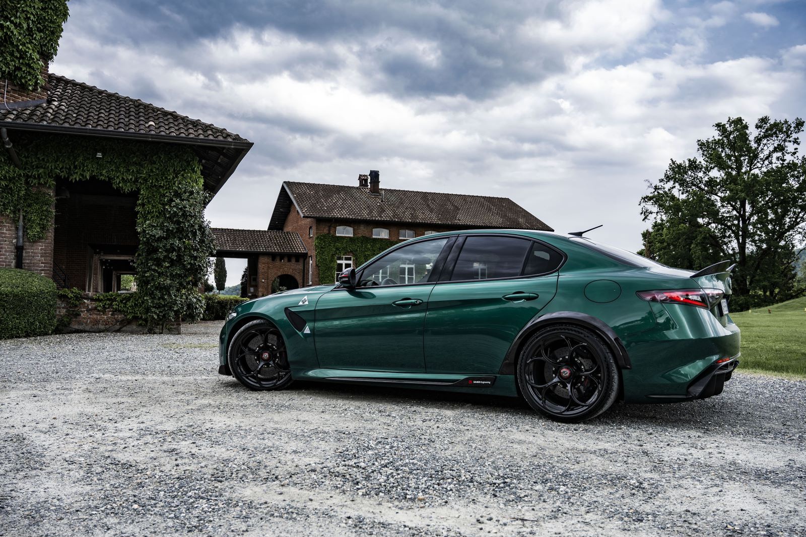 全新Giulia GTA/GTAm全球首发 配2.9T V6双涡轮增压发动机