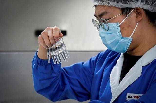 印尼在全国范围内分发中国科兴公司的新冠疫苗。