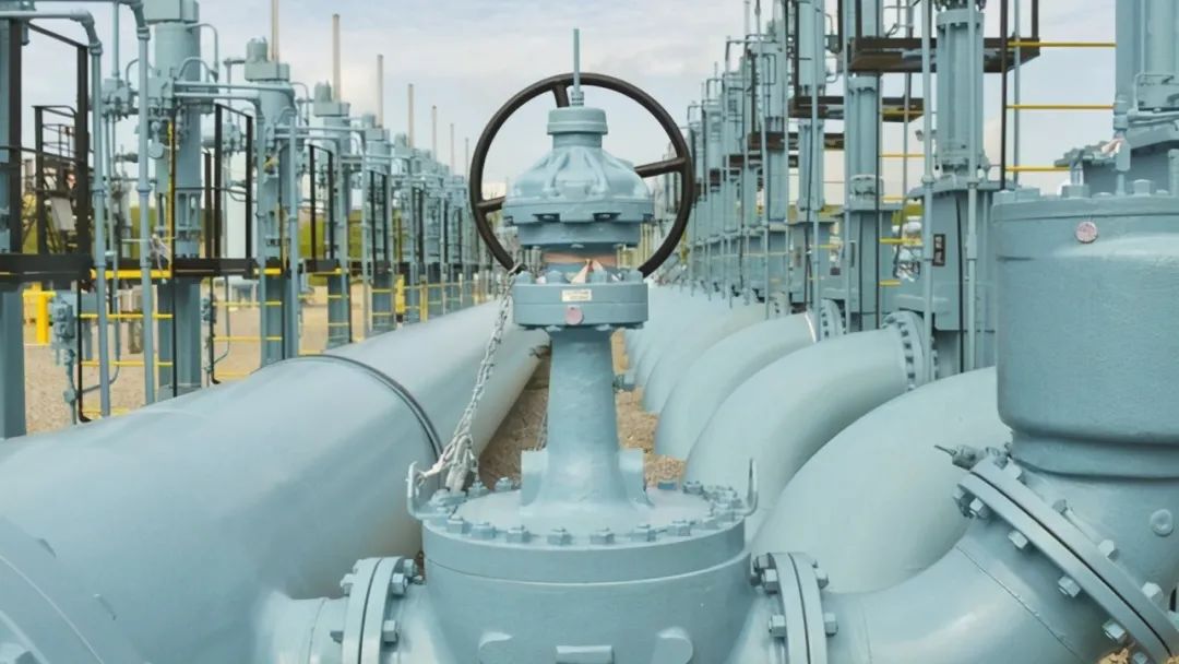 美国输油管道停运引发大混乱黑客道歉