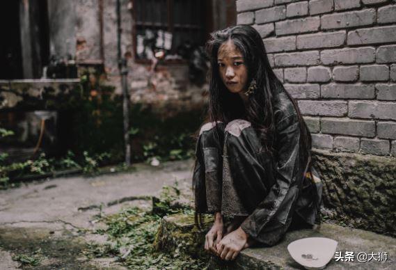 清末奇谈荒野破庙乞丐行凶全凭一个三岁幼童才将此案告破