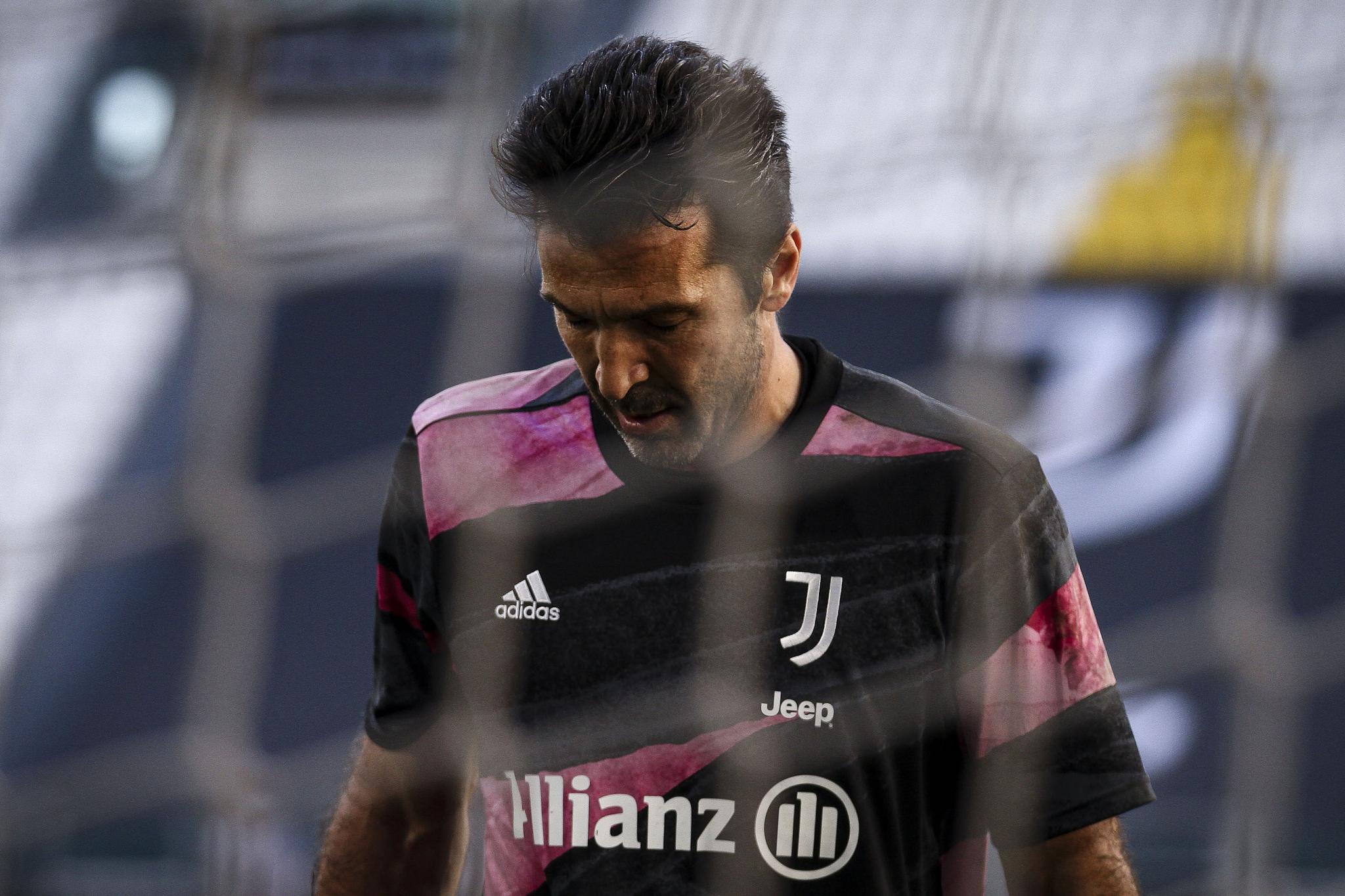 布冯即将44岁不想拖累球队放手是他对尤文最后的忠诚