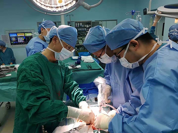 深圳三院肝移植团队获奖百万，曾实施首例艾滋病跨血型肝移植