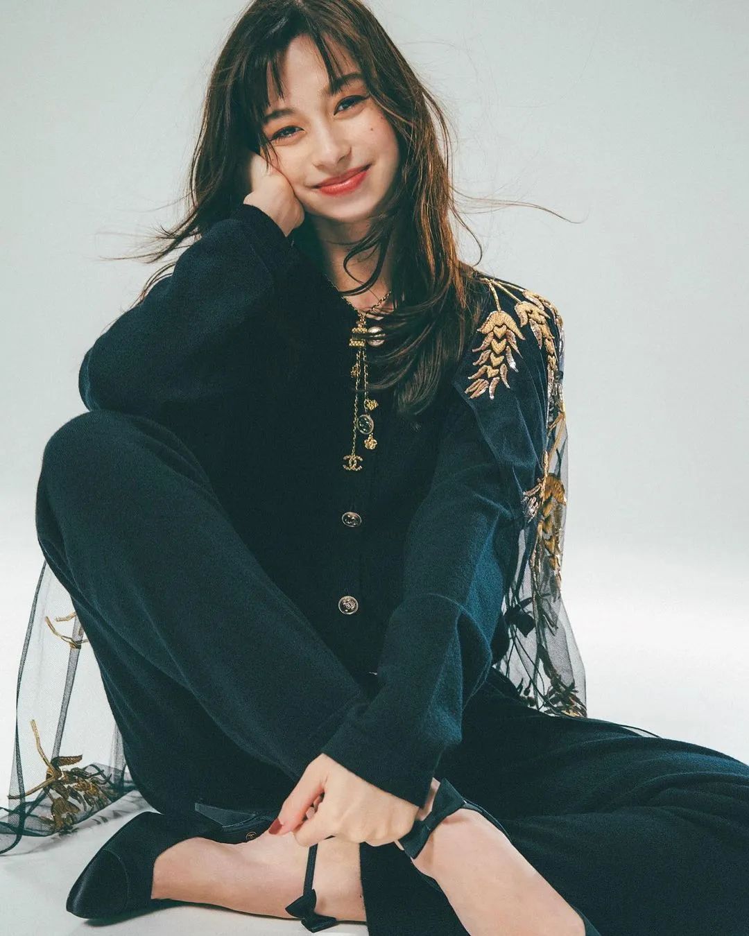 壁纸不同视角下的百变又搞怪的元气少女中条彩未