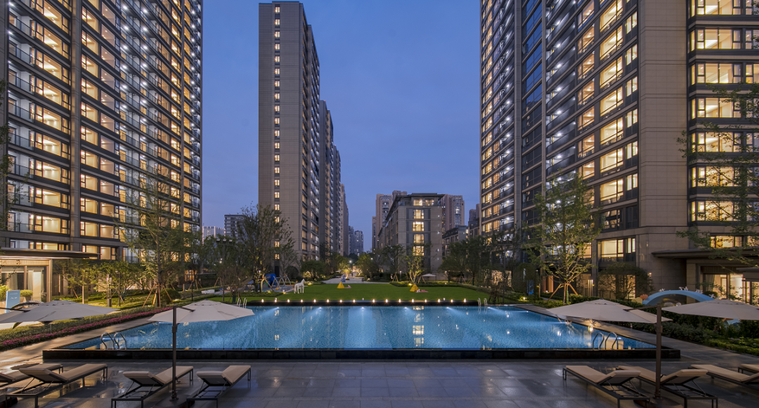 绿城中国合约销售额今年前四月增长136