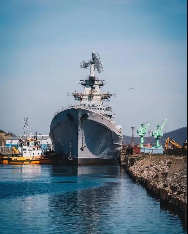 当年重庆舰冲向的伏龙芝号巡洋舰终于要被拆解了