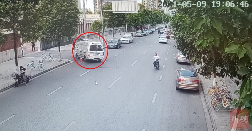 监控画面公布！还原成都49中学生坠亡事件经过，细节披露→休闲区蓝鸢梦想 - Www.slyday.coM