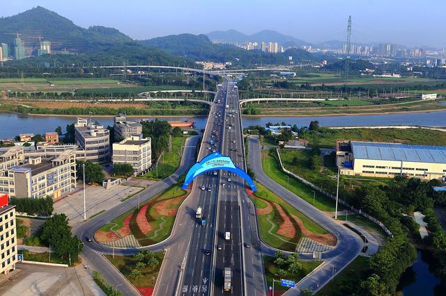 广东南沙新区以奋斗姿态谱写南沙三区一中心建设新篇章