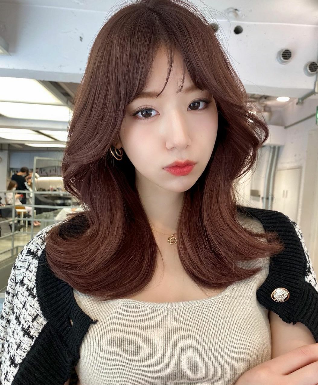 最适合亚洲女生的发型