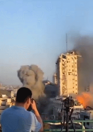 以军方：地面和空中部队已开始进攻加沙地带，但尚未越境休闲区蓝鸢梦想 - Www.slyday.coM