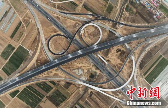 京雄高速航拍图.河北交通厅供图