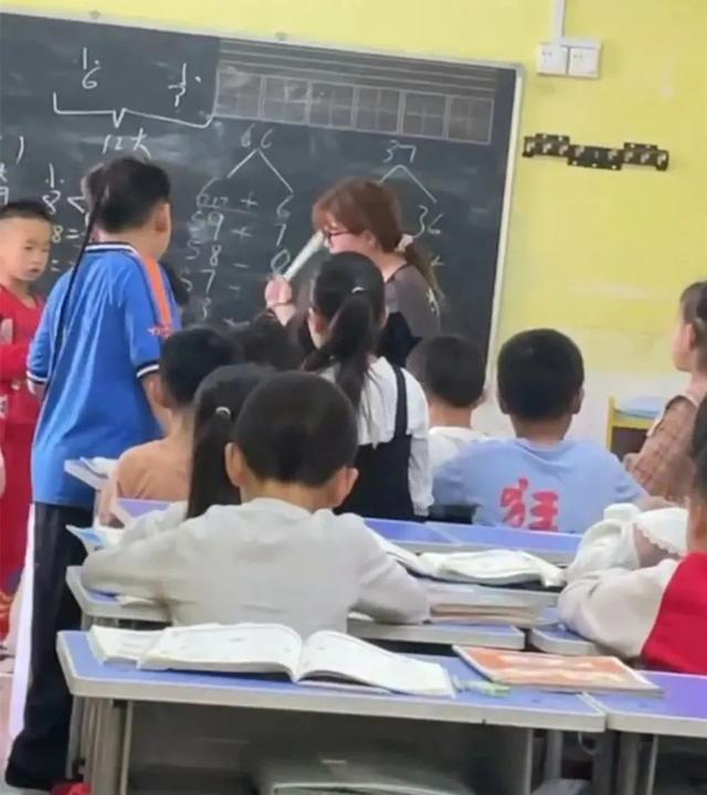 学前班孩子超纲学习两位数加减法 作业写得慢还被打？当地回应→休闲区蓝鸢梦想 - Www.slyday.coM