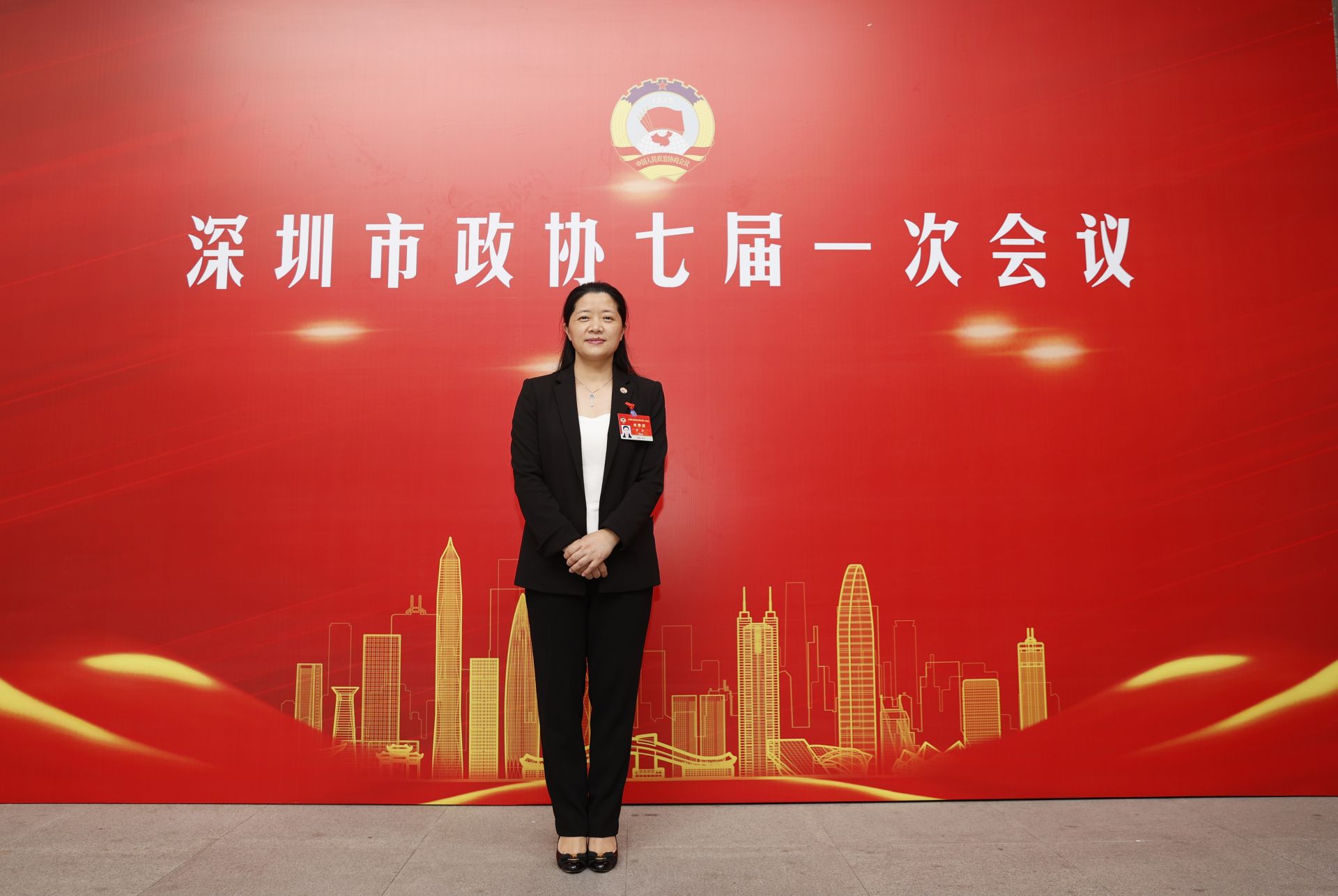 中山大学深圳附属学校校长罗灿:加强中小学生睡眠管理减轻课业负担