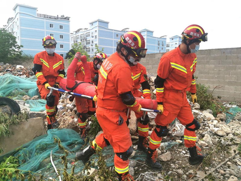 七个场景实地练兵普陀区开展自然灾害应急救援综合演练活动
