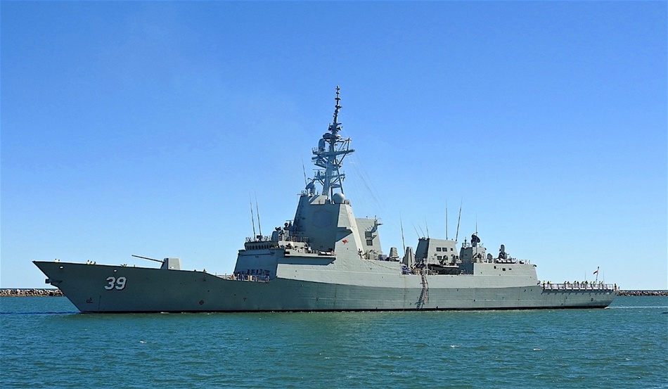 近年来，澳大利亚海军通过建造“宙斯盾”战舰、战略投送舰和“安扎克”级护卫舰，海军实力提升明显。