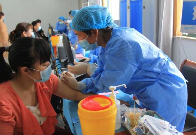 中国何时才能实现群体免疫？钟南山回应来了！中国任重道远休闲区蓝鸢梦想 - Www.slyday.coM