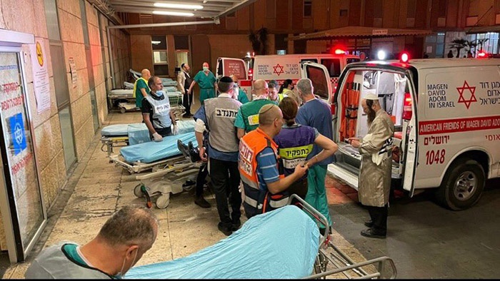 以色列犹太人传统节日祈祷活动一看台坍塌 213人受伤休闲区蓝鸢梦想 - Www.slyday.coM