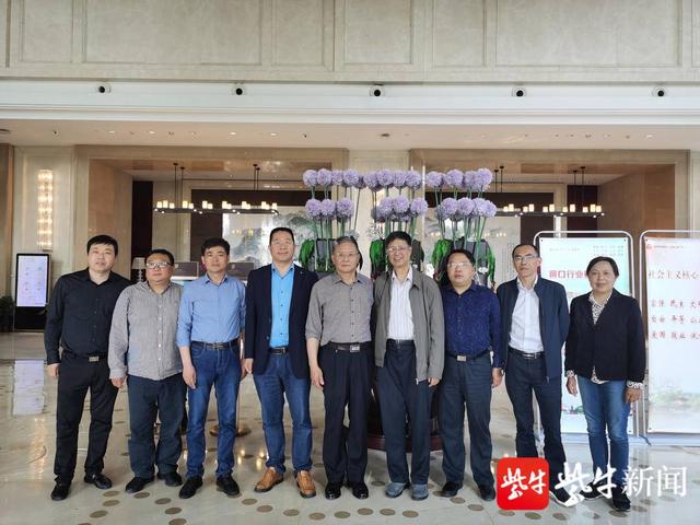 镇江院士档案再添珍贵资料 104岁院士杨槱向家乡捐赠86件文献实物休闲区蓝鸢梦想 - Www.slyday.coM