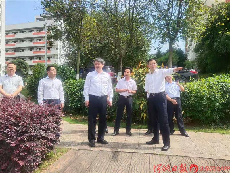 王军到河池学院开展调研时强调提供有力支持助推高质量发展