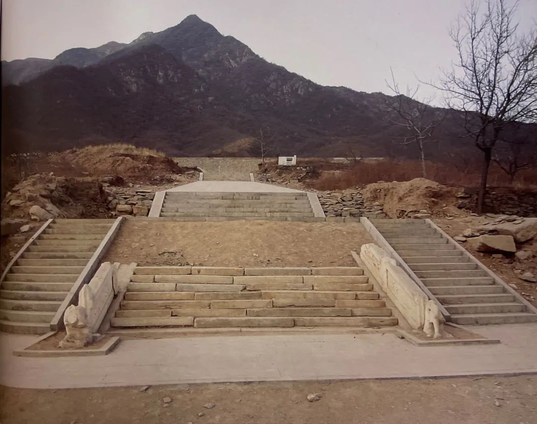 北京金代皇陵主陵区.选自北京市文物研究所编《北京金代皇陵》